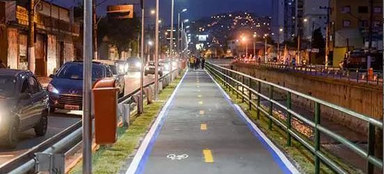 Avenida Pery Ronchetti, em São Bernardo do Campo, tem nova iluminação em LED